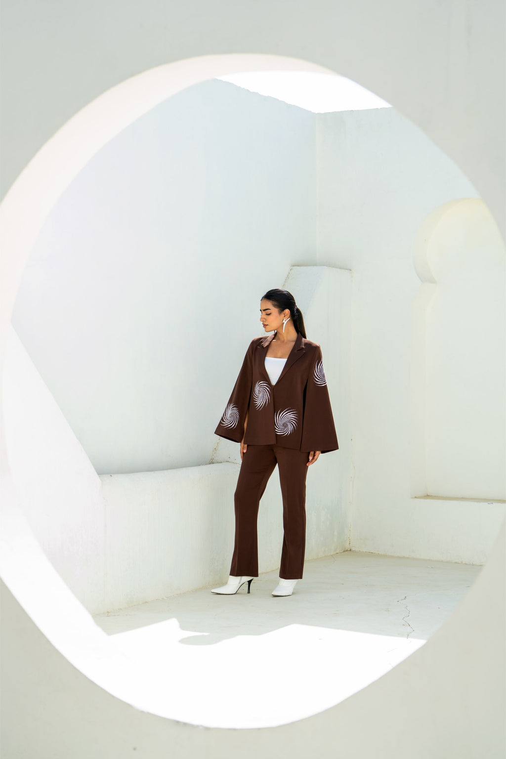 Brown Eclipse Spiral Cape Set
