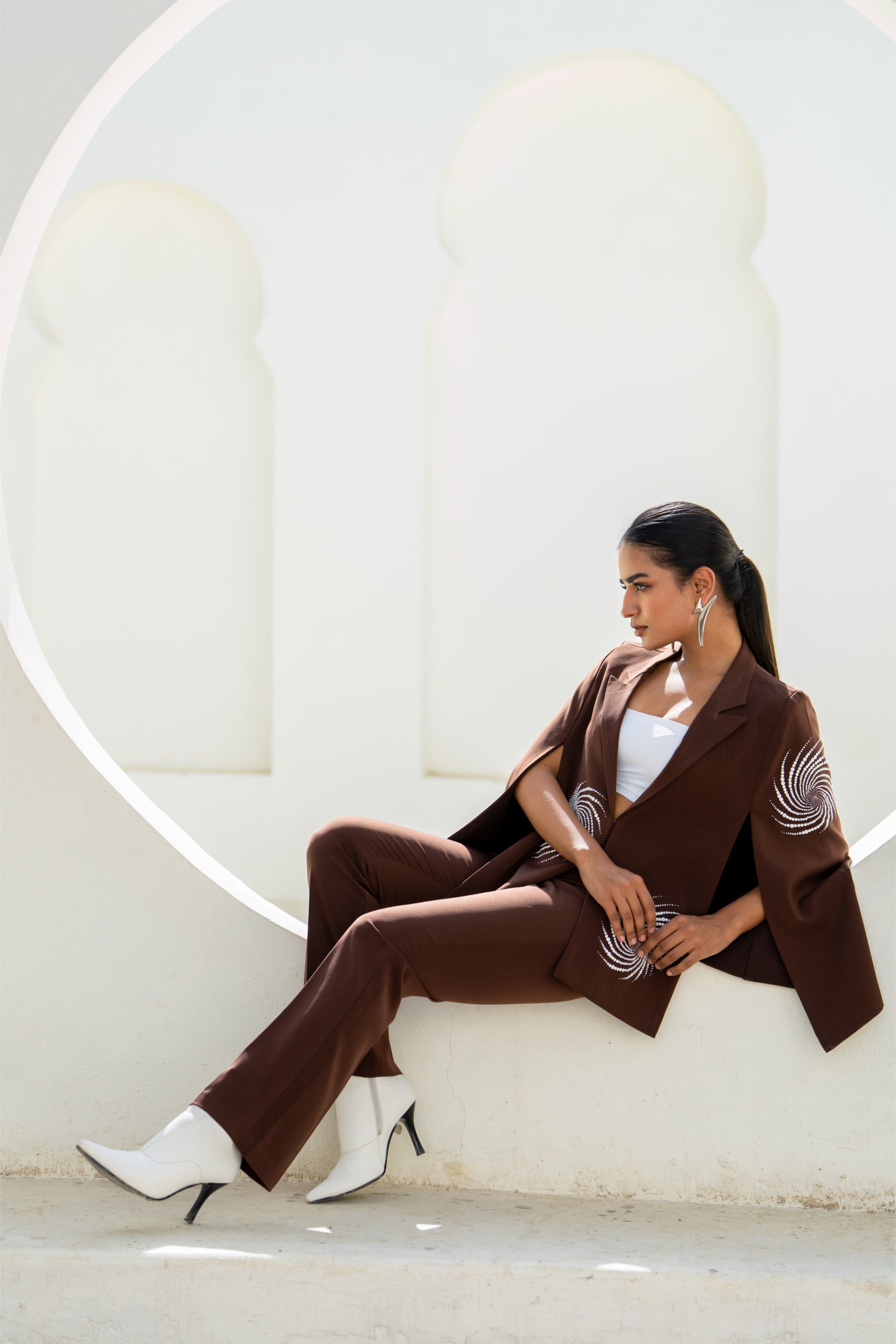 Brown Eclipse Spiral Cape Set