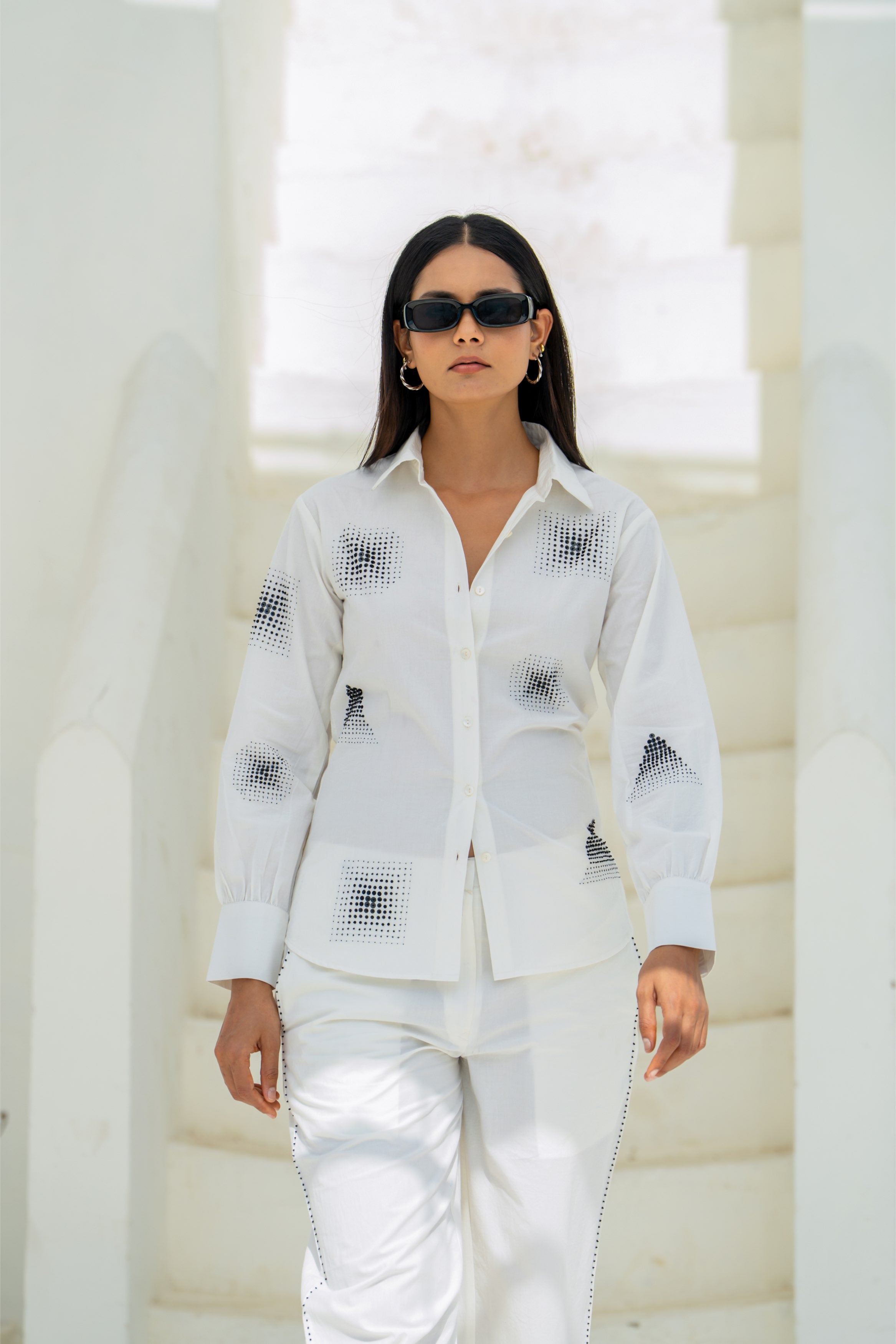 White Geometric Gradation Shirt